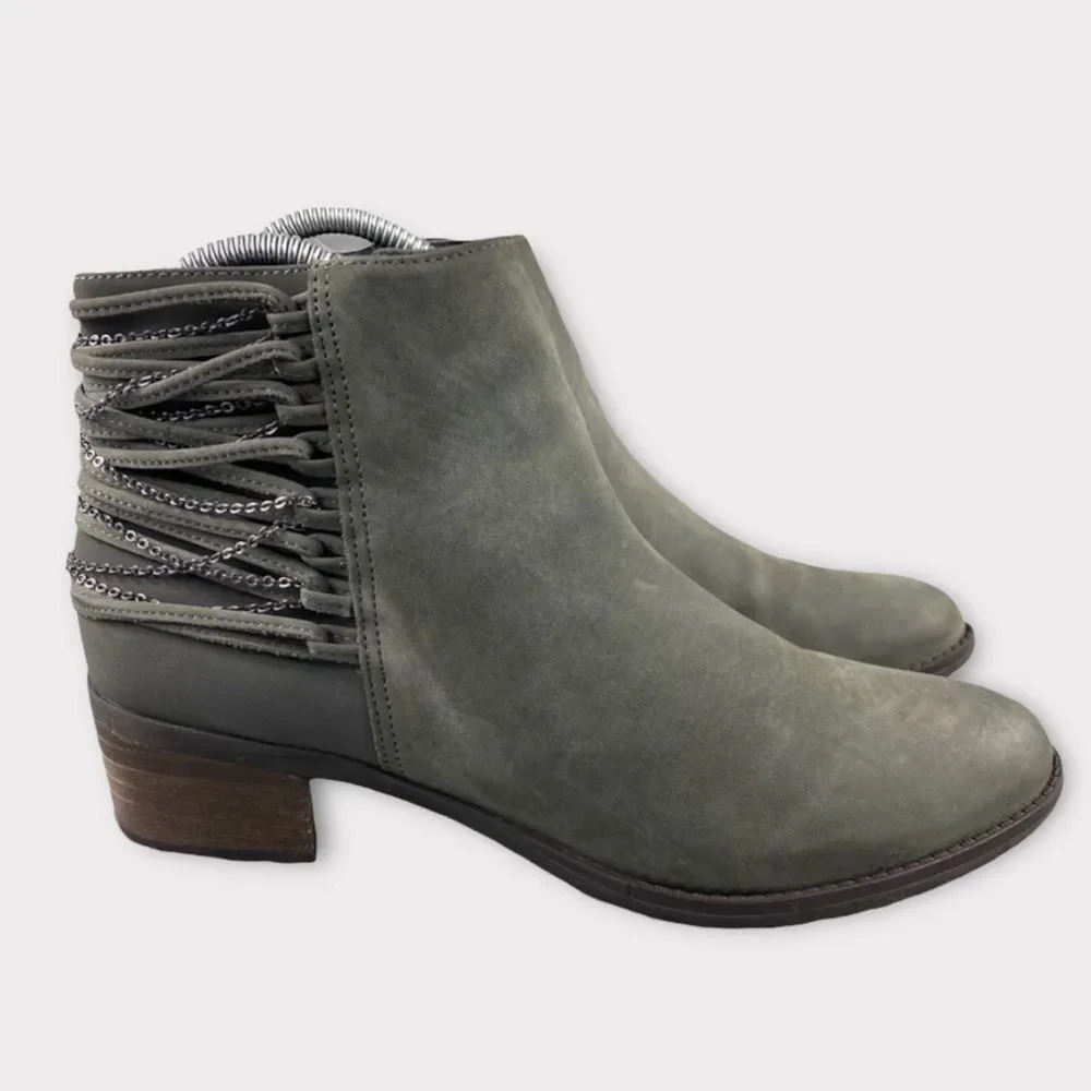 STEVE Madden Chily Ankle Booties Womens Size 6.5 M Boots Green Zip Closure Chain